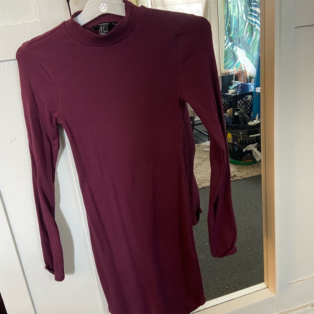 Forever21 Long Sleeve Dolphin Hem Bodycon Dress